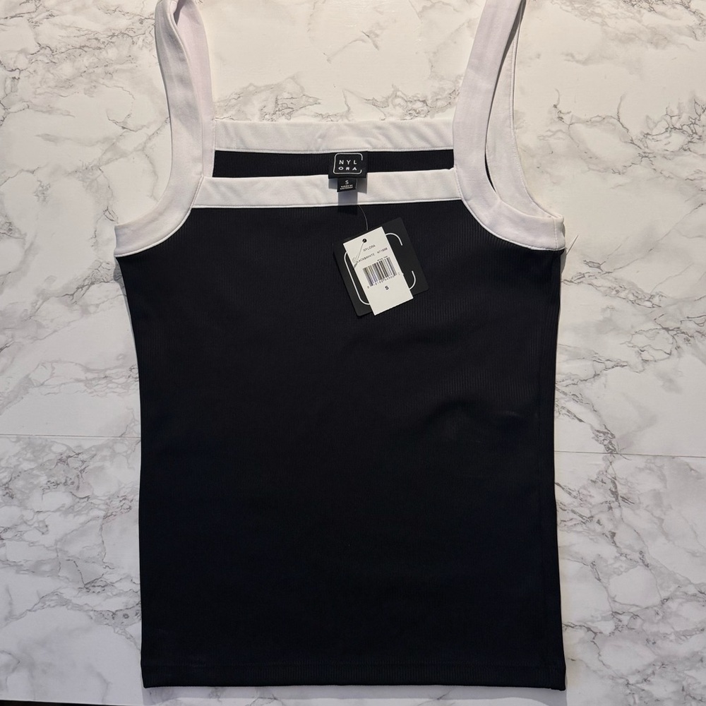 Nylora Abigal Tank Black White small NWT